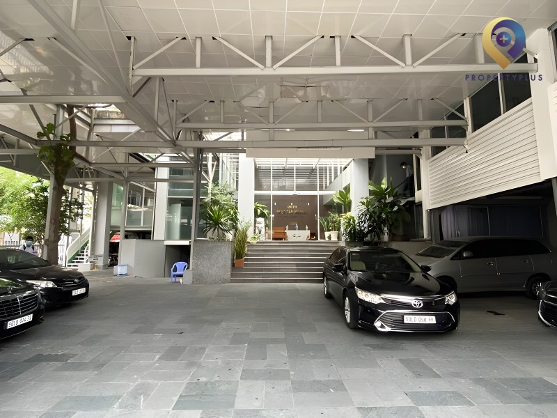Tòa nhà Phúc Tấn Nguyên